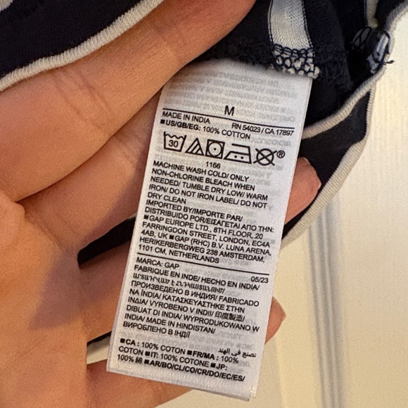 GAP Women's Navy and White Striped Short Sleeve Tee - Picture 3 of 4